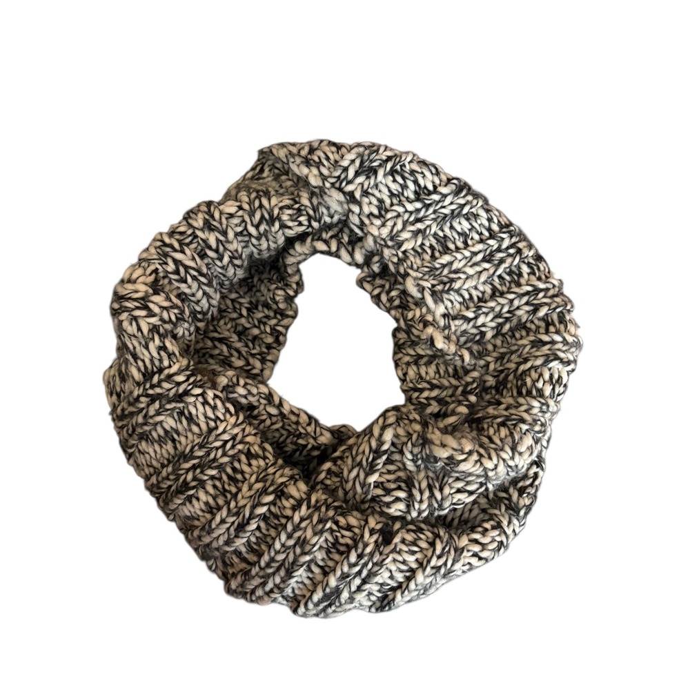 Gap‎ Chunky Knit Infinity Scarf Black White Marled Acrylic Winter Circle Loop